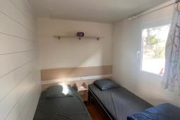 a0db76d2-e38e-420e-9010-cb202d96c9e9