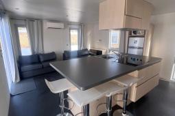 PHOTO-2025-10-09-11-06-00-2